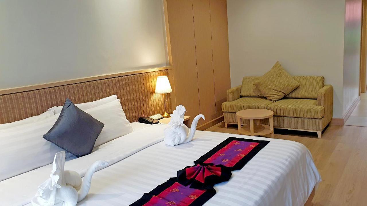 Art Patong Residence Phuket Extérieur photo