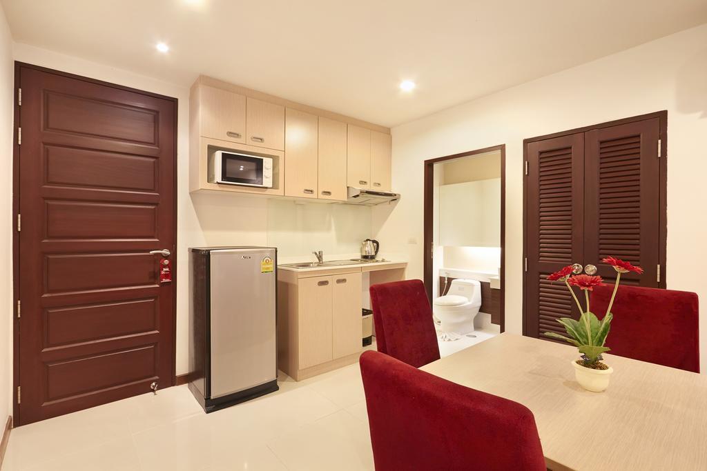 Art Patong Residence Phuket Extérieur photo